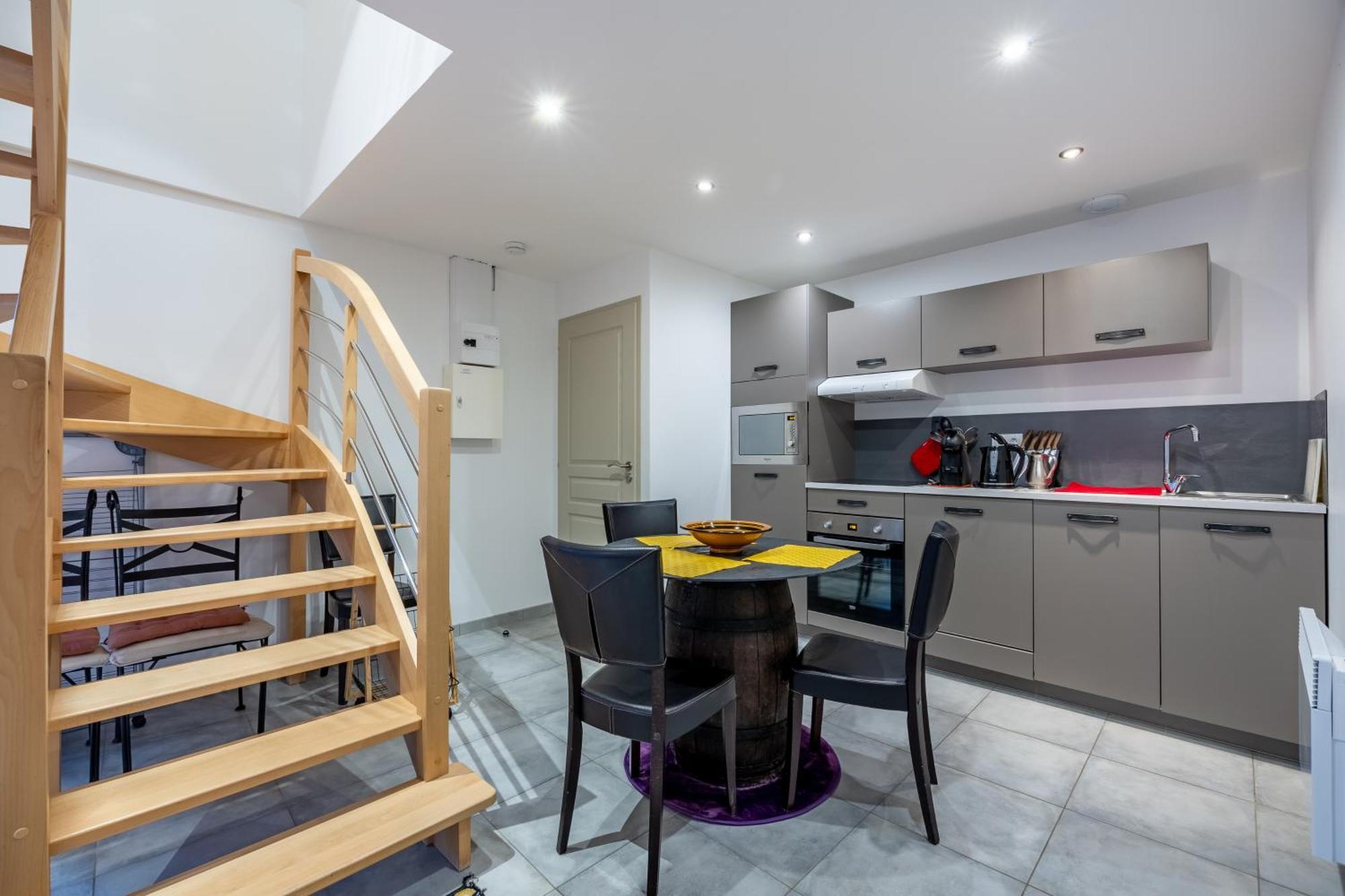 Logis Du Grand Pin * Saint-Martin-des-Entrees