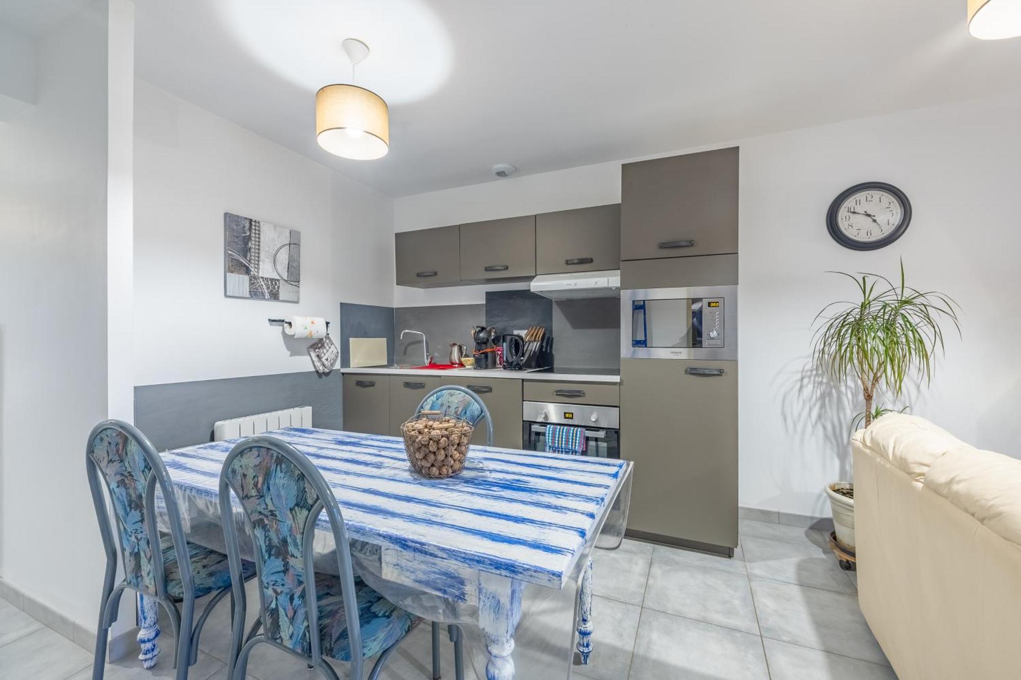 Logis Du Grand Pin * Saint-Martin-des-Entrees